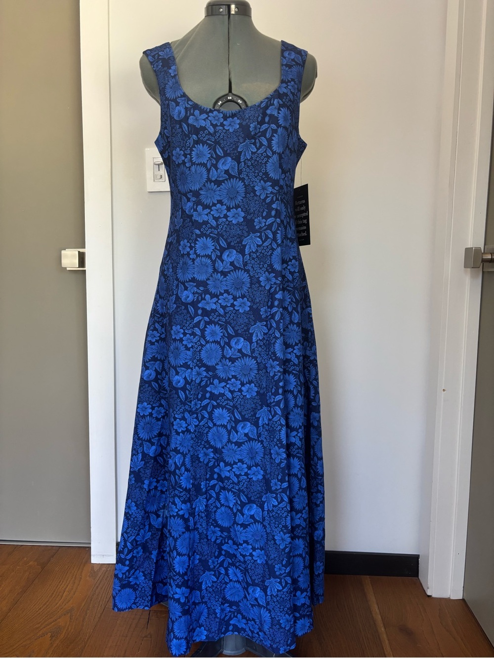 Hyacinth House NWT Navy Blue Floral Maxi Dress Size S